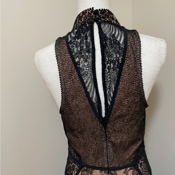 NWT Anthropologie Ball gown formal midi dress 
Retail $248 
Size 8 - Picture 9 of 12